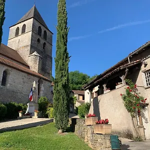 Stylish One Bedroom In A Lovely Village Appartement