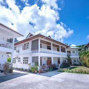 La Maison Hibiscus Appartement Beau Vallon (Mahe)